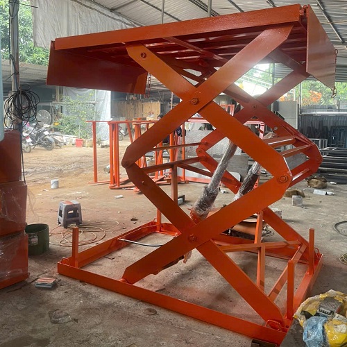 ban-nang-thuy-luc-gia-tot